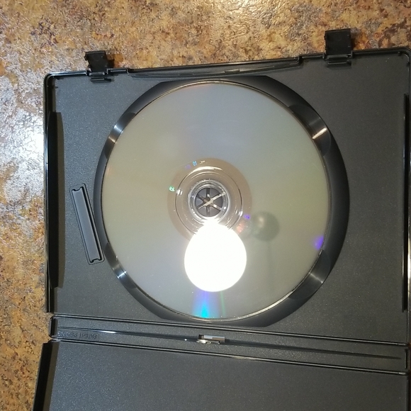 Sylvia movie DVD, GUC - Picture 4 of 4